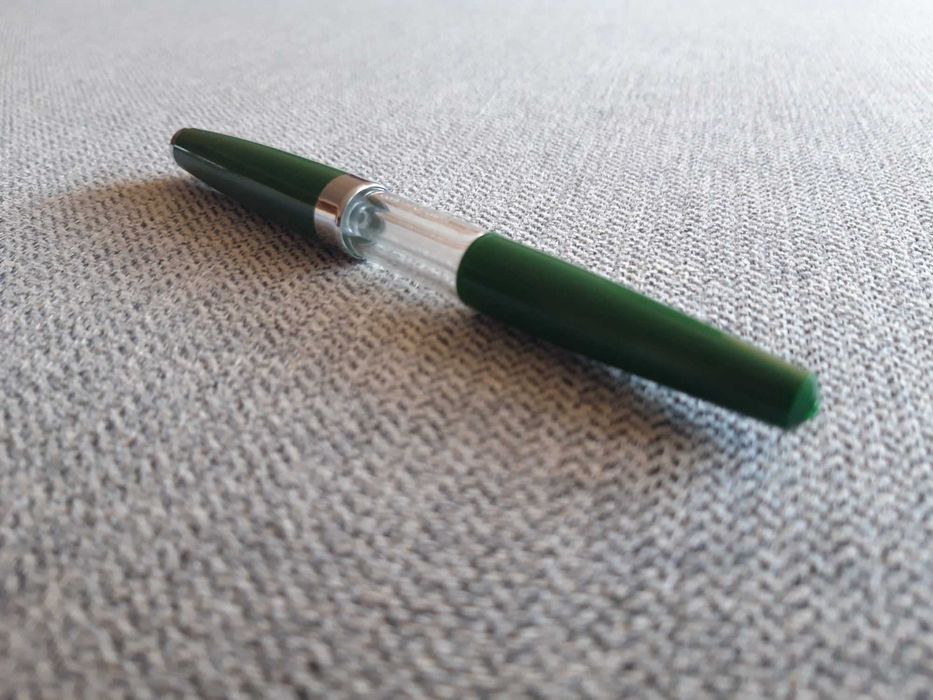 Caneta de tinta permanente