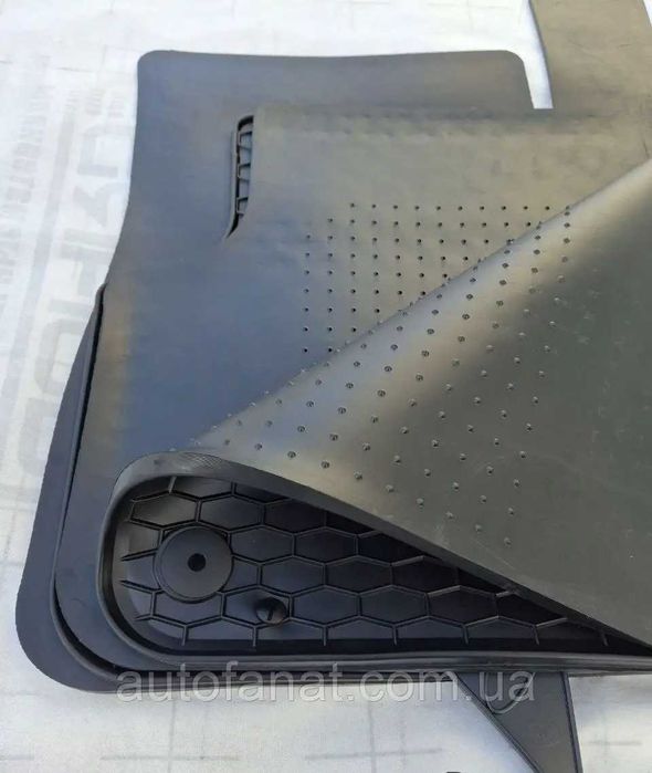 Audi Q7 (4M), Q8 | Коврики в салон Ауді | Килимки резинові, Чехія