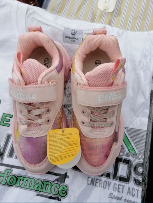 Adidasy dziewczęce, rozmiar 29