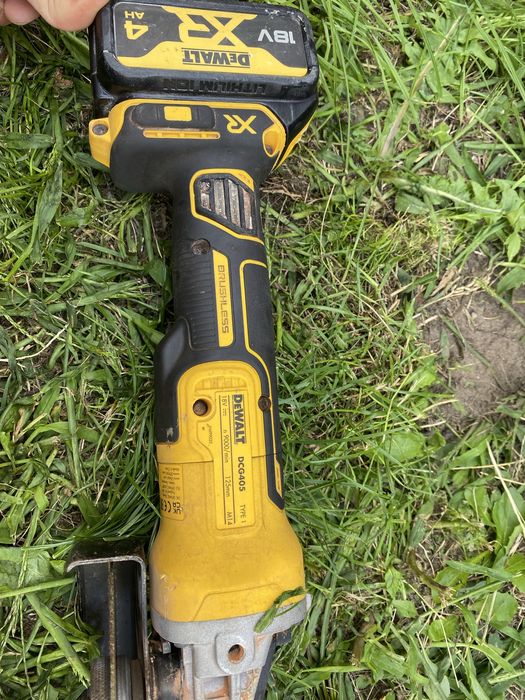 Szlifierka katowa dewalt DCG405