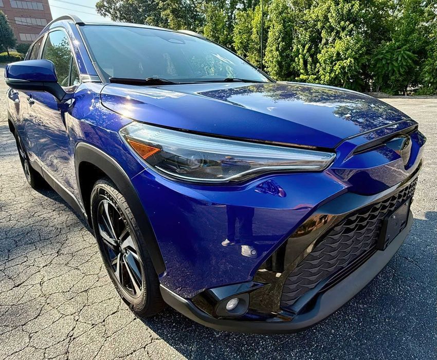 Toyota Corolla Cross hyb      2023