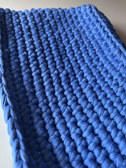 Вʼязана сумка з трикотажної пряжі