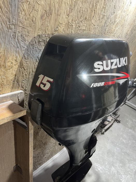 Продам Лодку з мотором та лафетом