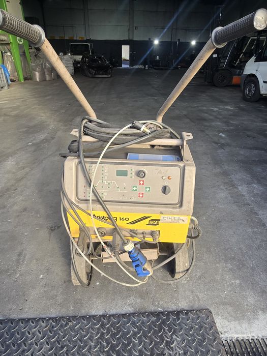 Máquina de Soldar ESAB Aistotig 160DC