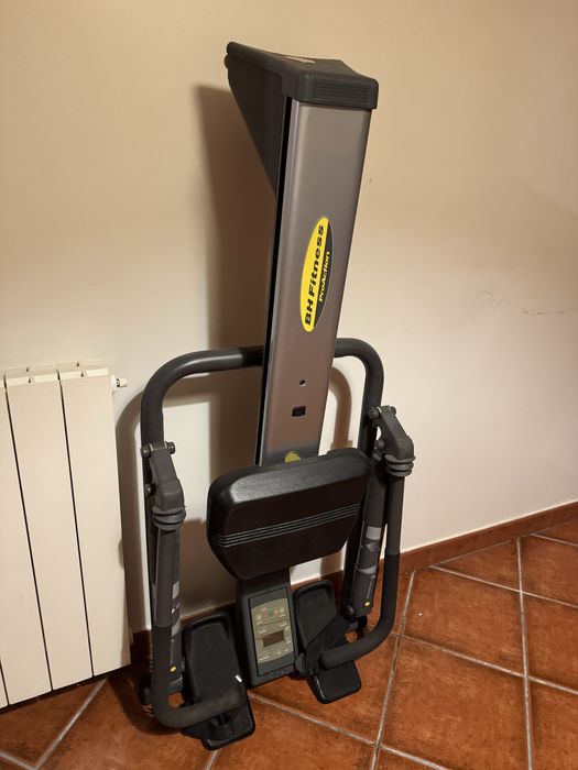 Máquina de Exercício Remo