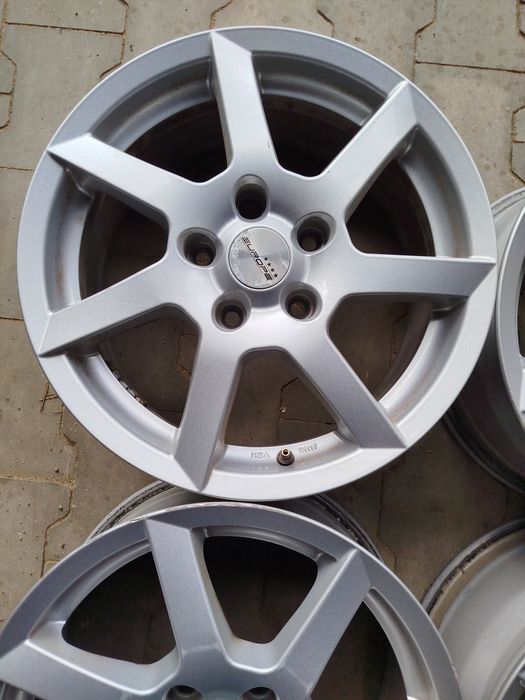 Felgi aluminiowe 5x114,3 16" ET 48 Nissan Toyota Mitsubishi Kia Hyunda