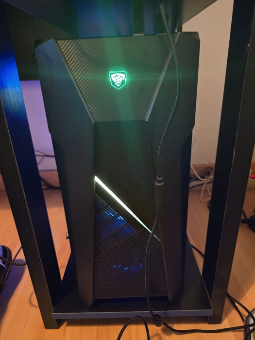 Vendo torre gamer amd ryzen 5 3500x