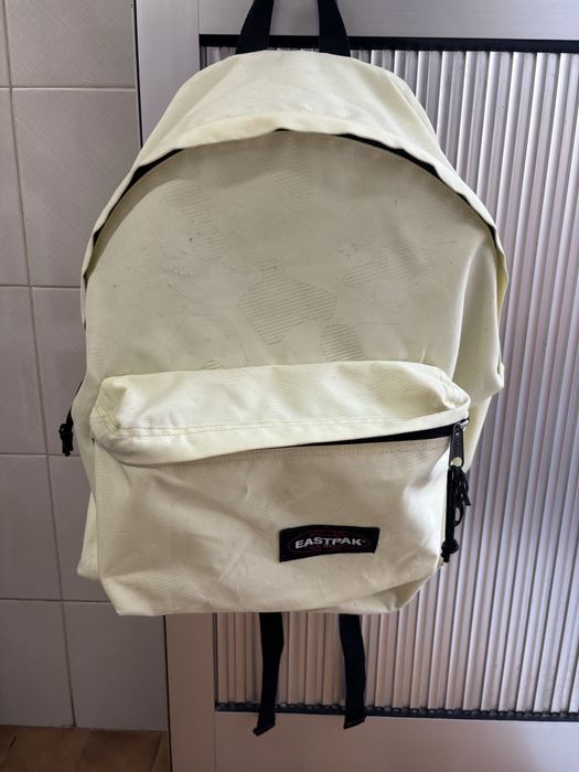 Mochila EASTPAK em muito bom estado
