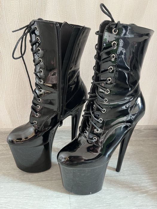 Лакові ботинки Стріпи 3-ка 39 розмір