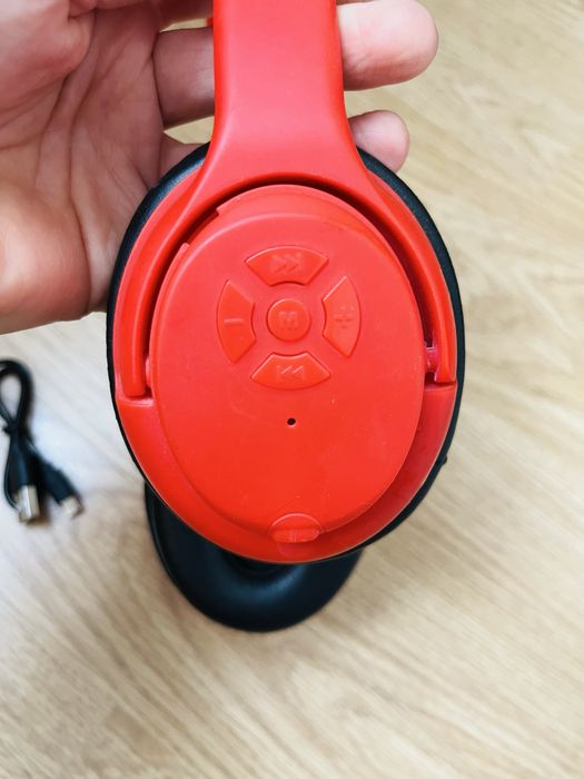 Наушники  Bluetooth KINDER