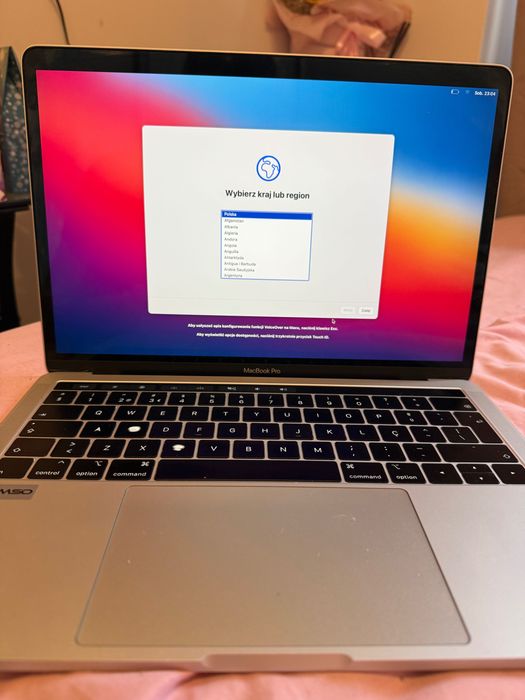 MacBook Pro 2019 z gwarancją