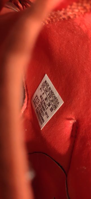 Беговые кроссовки adidas 22.5