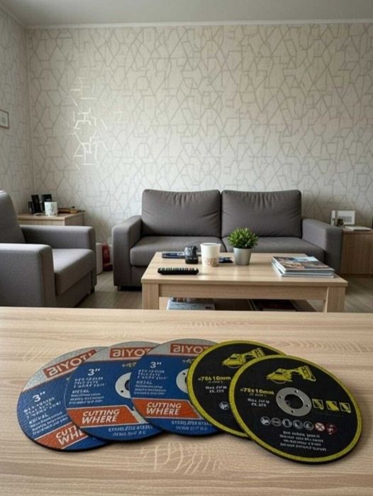 Міні акумуляторна болгарка з кейсом 2 акуми 5 дисків