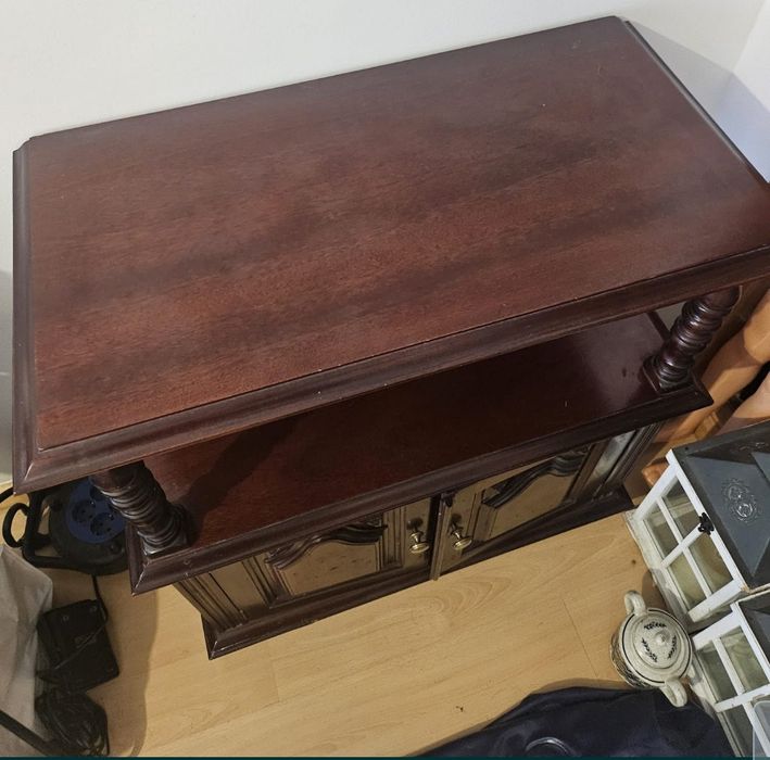 Mobile TV Stand for Home, Bedroom, Apartment, Villa, Office, or Study.64739334255489122