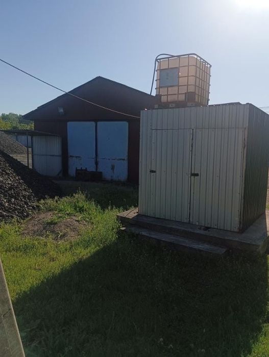 Новомиколаївка виробничо - складські приміщення 1800 метрів кв. ЖД кол