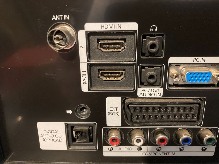 Tv Samsung apenas com entrada da alimentação queimada