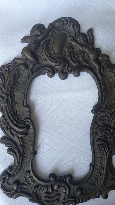 Антикварная рама для зеркала.