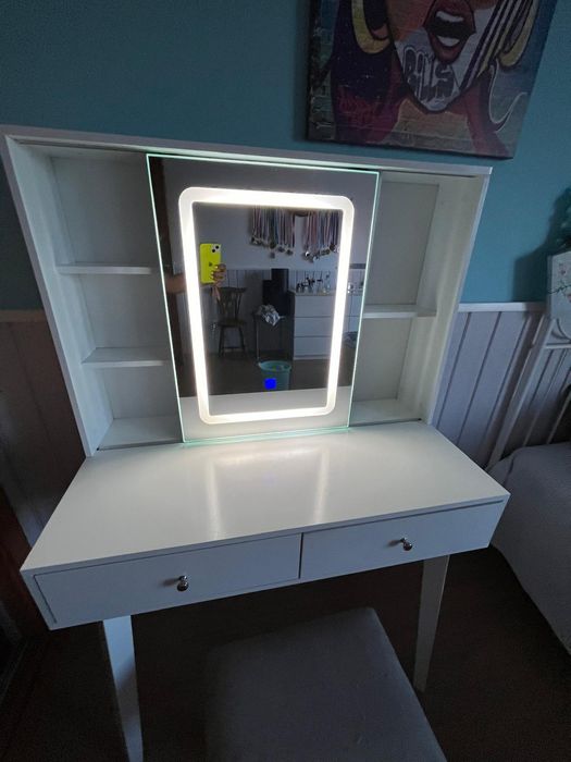 Tocador  branco com luz led