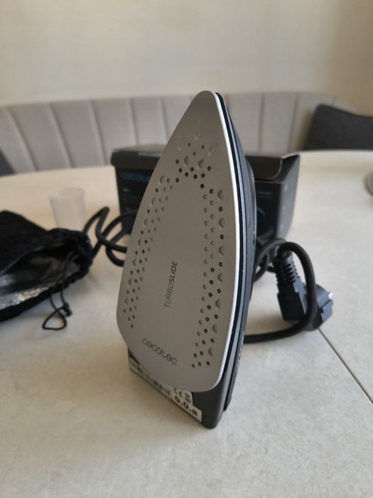Дорожня праска Cecotec 4000 travel