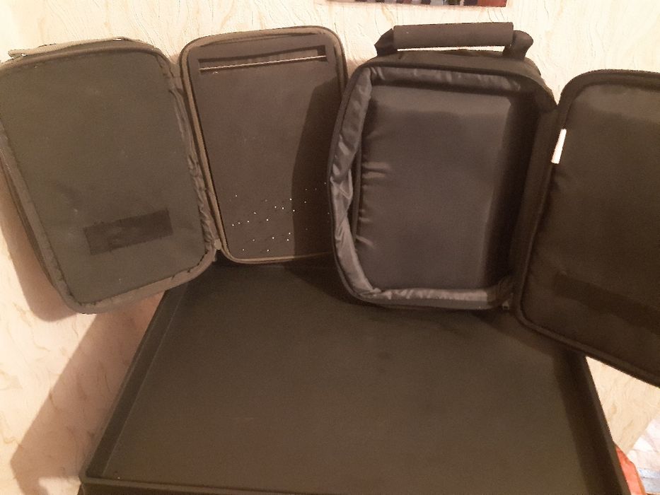 Продам поводочнiци  та сумки для фототехники