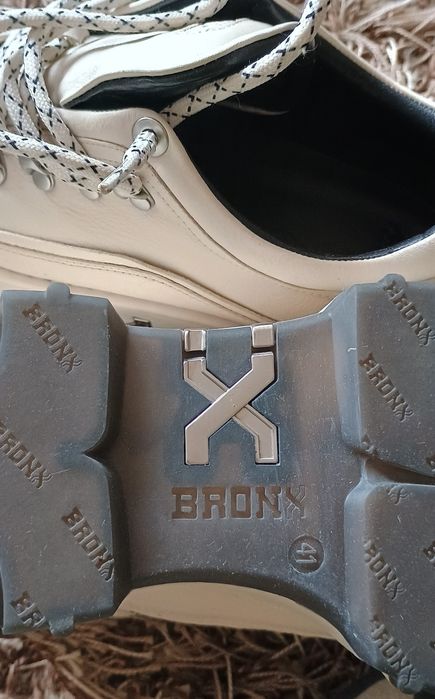 Buty damskie skórzane BRONX 41
