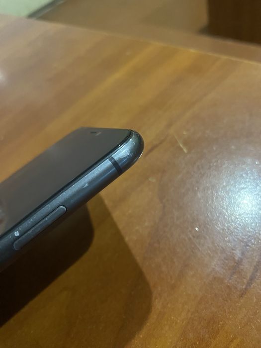 Продам Iphone 11 64gb