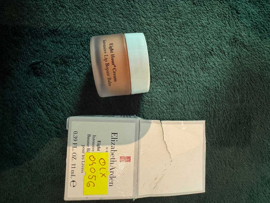 Balsam nawilżający do ust Elizabeth Arden 11 ml 04056