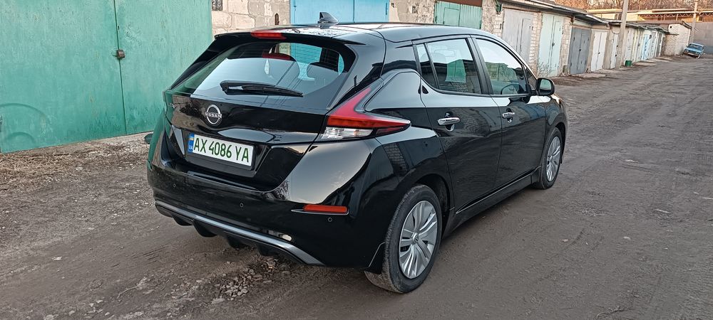 Продам Ніссан leaf