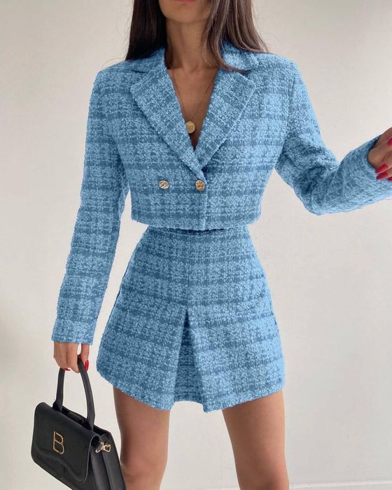 Гарний твідовий костюм