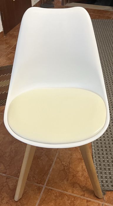 Cadeira de jantar