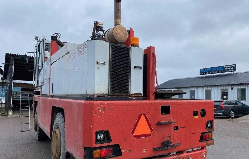 Wózek widłowy Sztaplarka * KALMAR IRON DFQ boczny 18 ton * import RFN