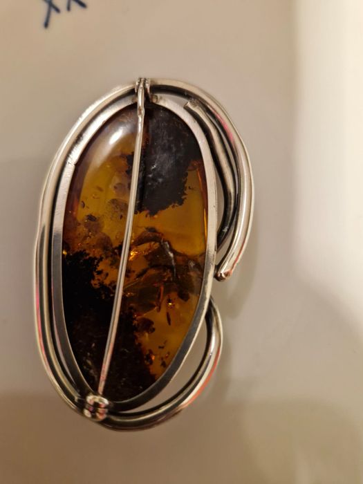 Brosżka - wisior bursztyn w srebrze
