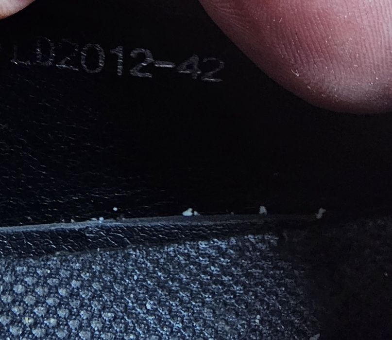 Buty ze skóry naturalnej Rozmiar 42