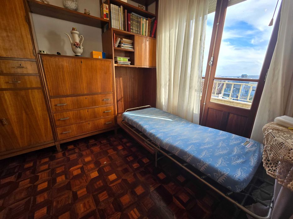 Mobilia quarto criança com 2 camas retráteis