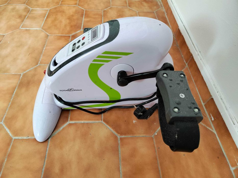 Pedaleira eléctrica nova