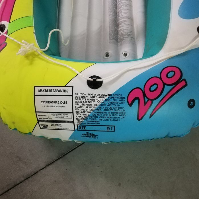 Barco insuflável Intex 1,98m ×1,17m, dos anos 90