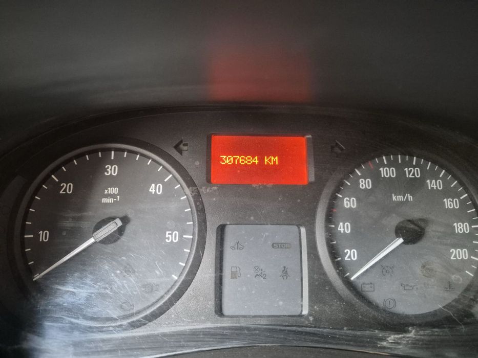 Opel Vivaro 2.0 CDTi вантажно-пасажирський, складні сидіння, навігація