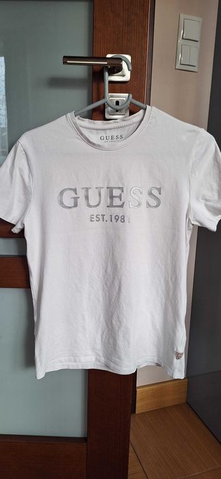 T-shirt S, M Guess damski gumowe srebrne logo