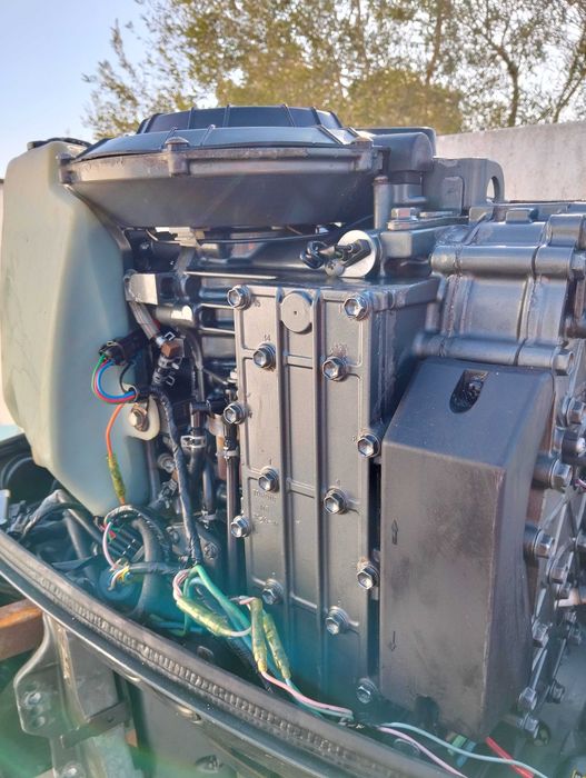 Motor fora de bordo
