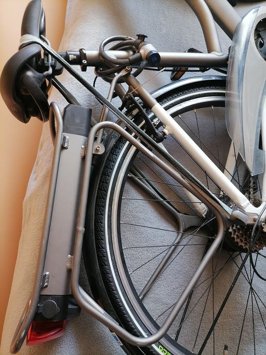 Rower elektryczny  damski w idealnym stanie Cortina Ecomo