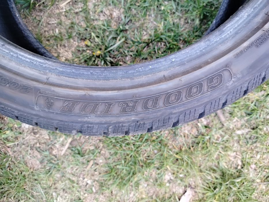 4SZT opony GOODRIDE 205/45/R17 zimowe DOT2220