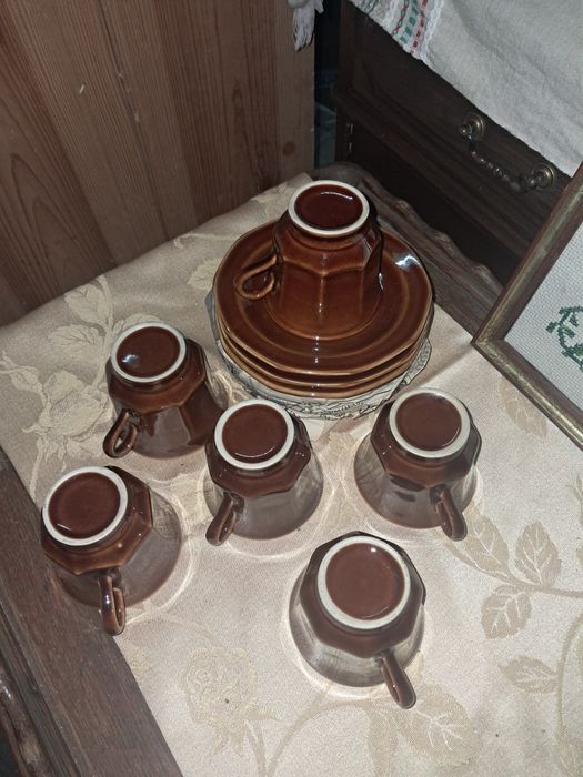 Conjunto seis chavenas de café com pires