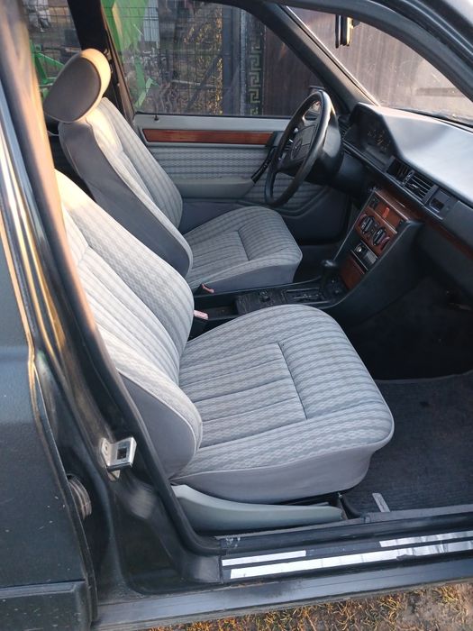 Продам мерседес w124