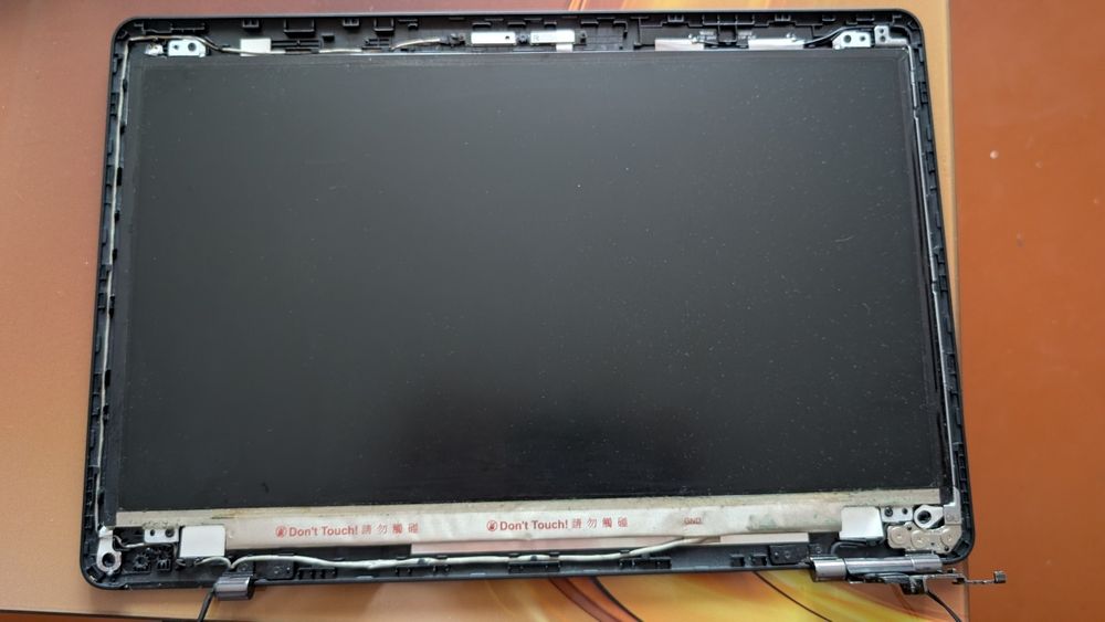 Ноутбук HP Pavilion 17 AB-309NG  Intel i7-7700HQ/RAM16GB/SSD512GB/ GTX 1050Ti 4Gb на запчастини