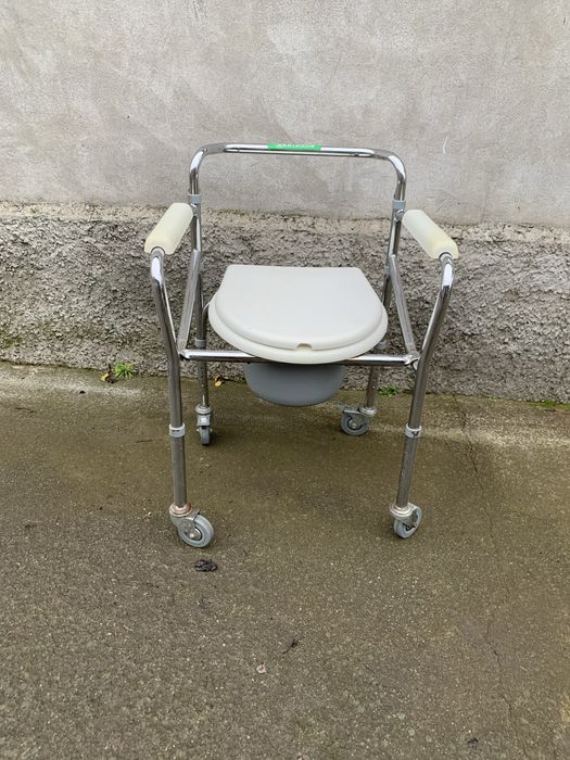 Продам биотуалет для инвалидов