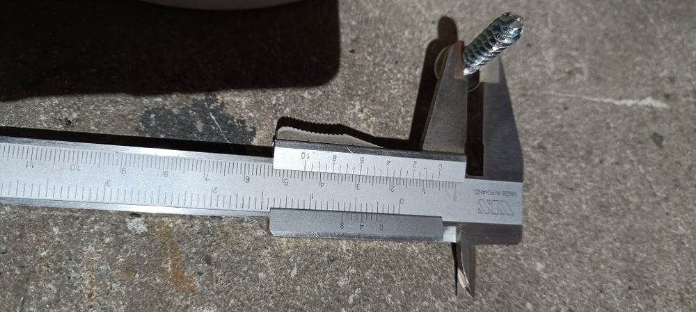 Wkręty do betonu lub drewna