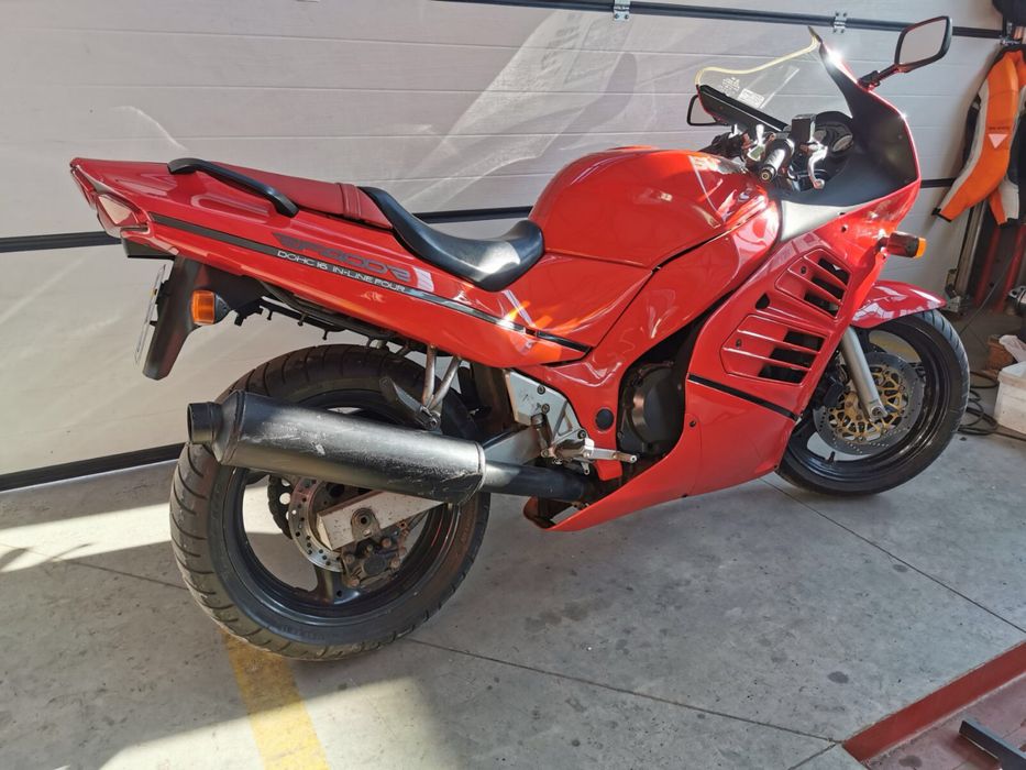 Продам Suzuki rf 400