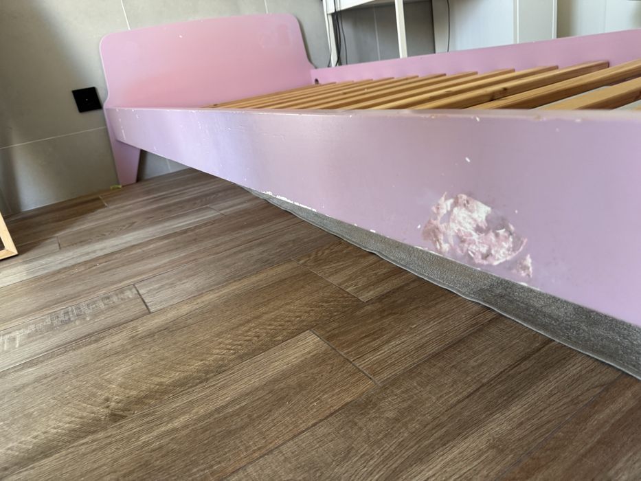Cama com colchão de criança