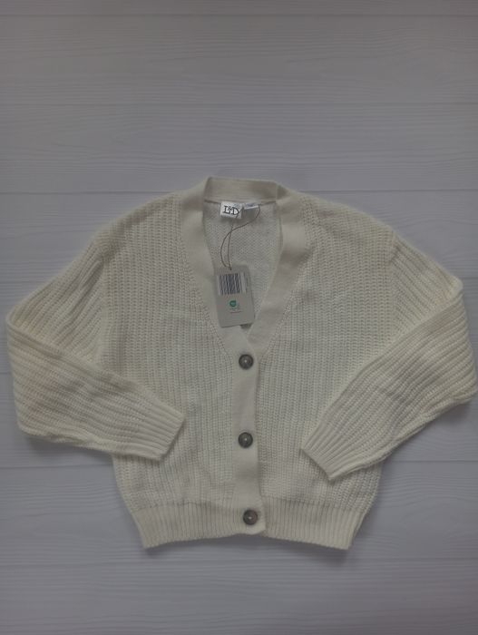 Кардигани светри 122р 128р 134р 140р 146р 152р