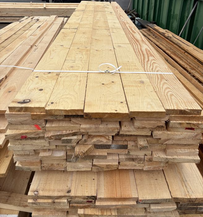 Więźba dachowa deski łaty drzewo kontrłaty DREWNO